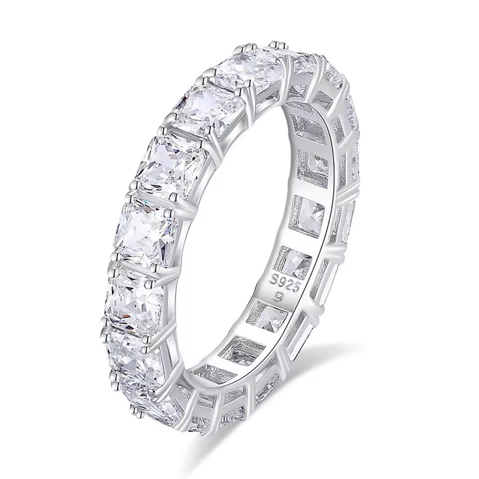 Vintage Clasic Zirconia Silver Ring